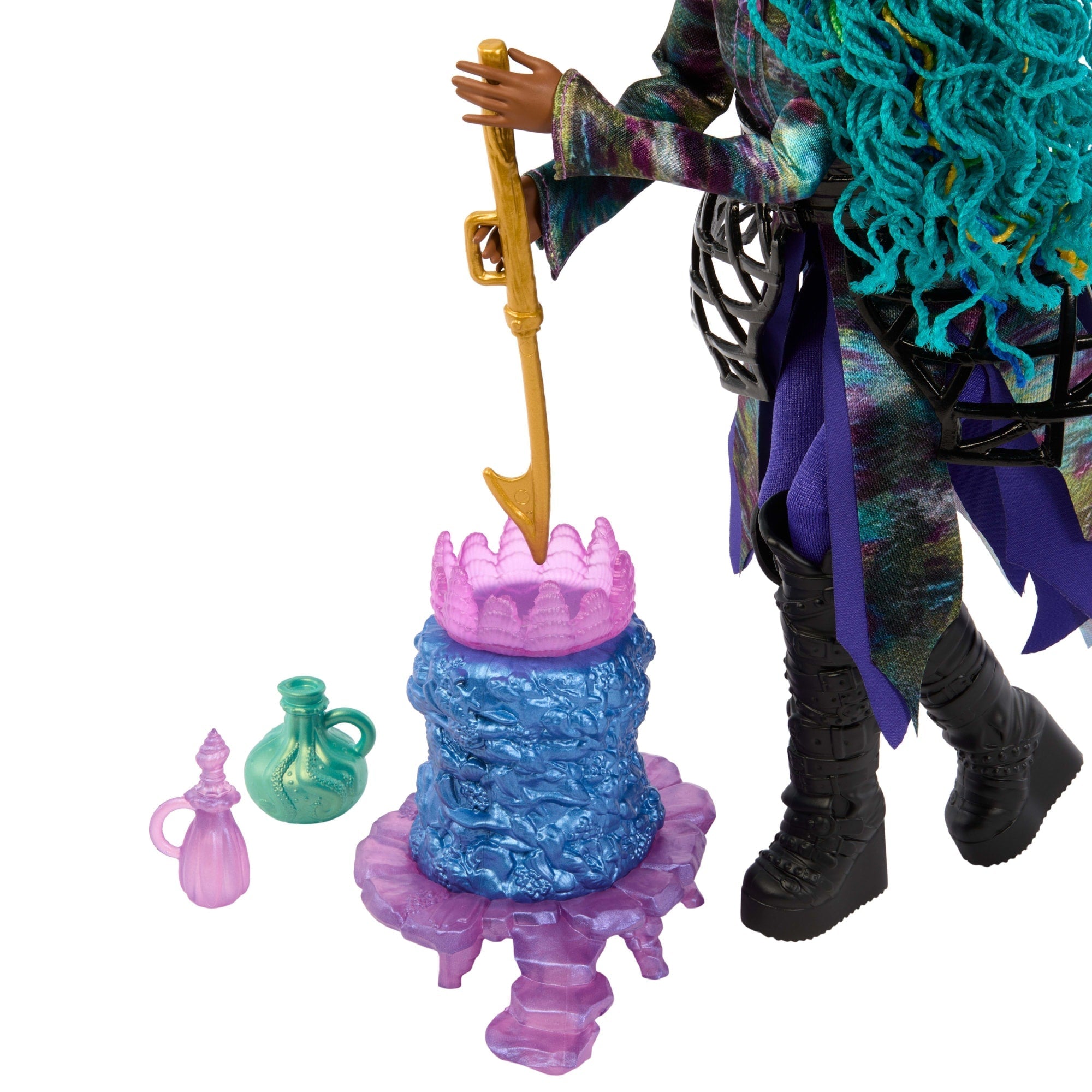 Disney Descendants: The Rise Of Red  Uliana's Sea Witch Lair Playset With Fashion Doll & Accessories